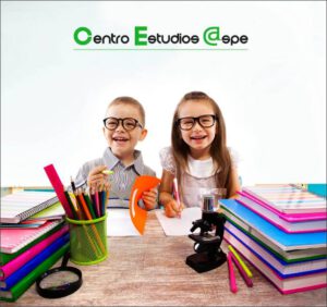 niños con gafas dispuestos a aprender